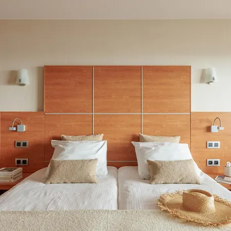 Hotell Riant-sejour Seaview By Wp (adults Only) 4*